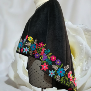 Capa Con Bordado Cusqueño